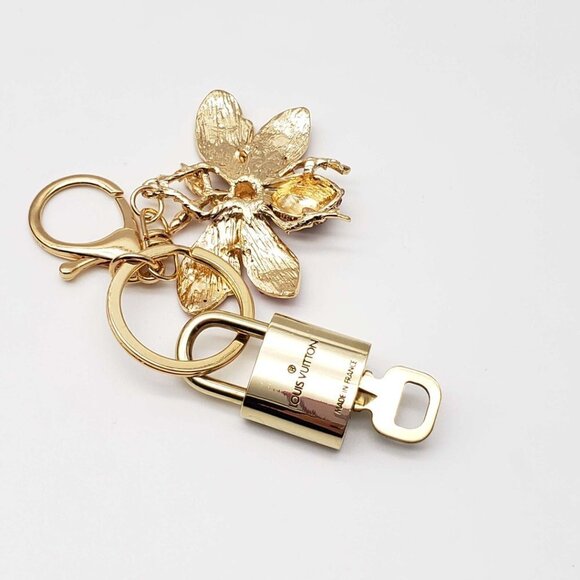 100% Auth Louis Vuitton Lock & Key with unbranded Bagcharm, Keycharm, Keychain - Picture 4 of 8